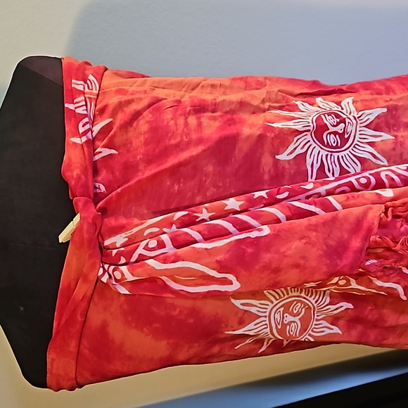 Swimsuit cover/ sarong - Picture 2 of 7